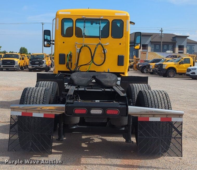 image for item NG9812 2020 Kenworth T680 semi truck