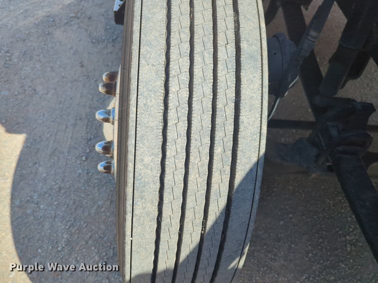 image for item NG9814 2020 Kenworth  T680 semi truck