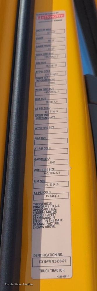 image for item NG9814 2020 Kenworth  T680 semi truck