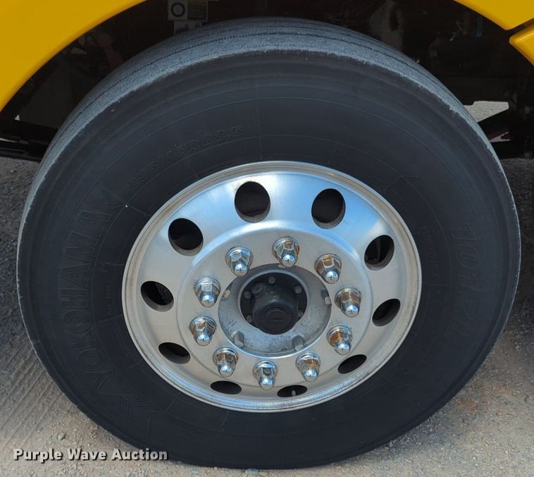 image for item NG9816 2020 Kenworth T680 semi truck