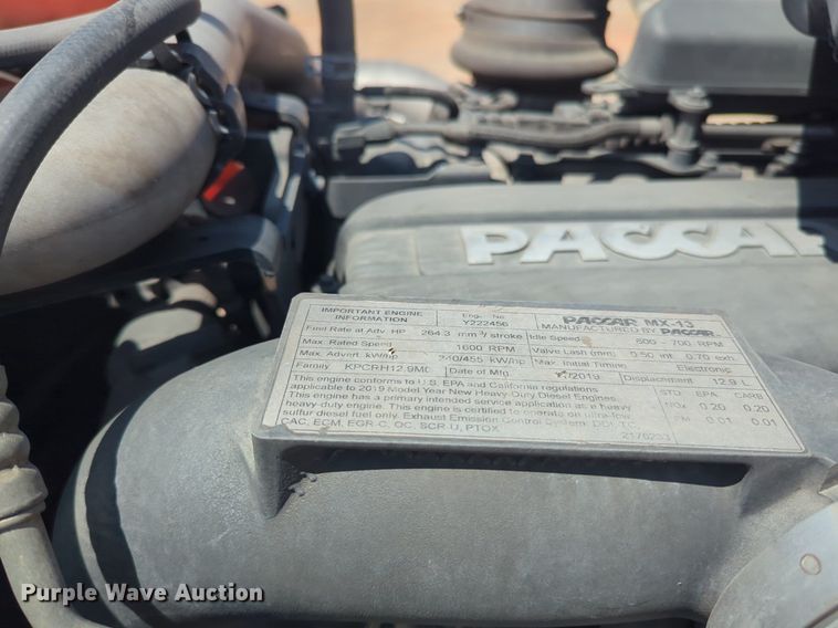 image for item NG9819 2020 Kenworth  T680 semi truck