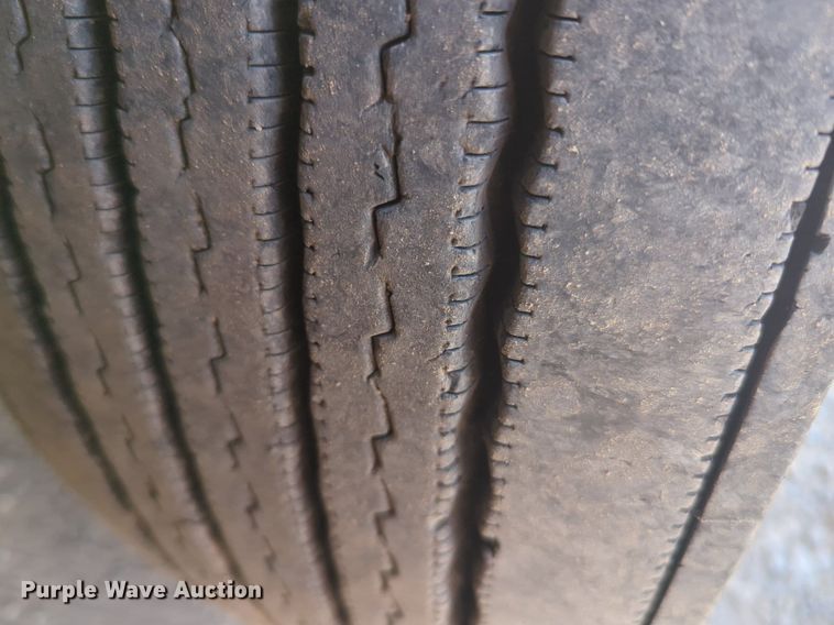 image for item NG9819 2020 Kenworth  T680 semi truck