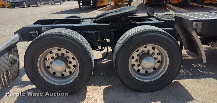 image for item NG9819 2020 Kenworth  T680 semi truck