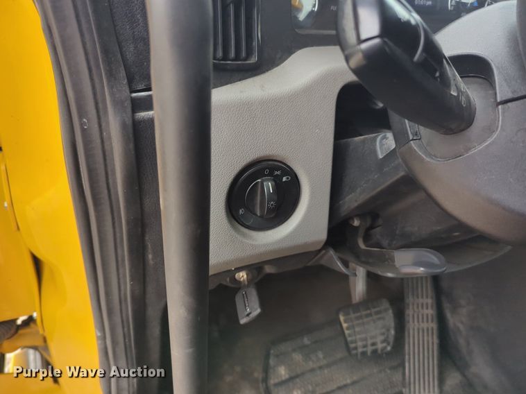 image for item NG9821 2021 Freightliner  Cascadia 126 semi truck