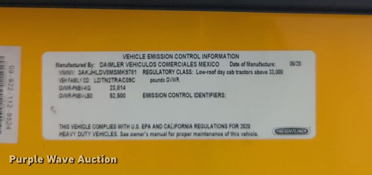 image for item NG9821 2021 Freightliner  Cascadia 126 semi truck