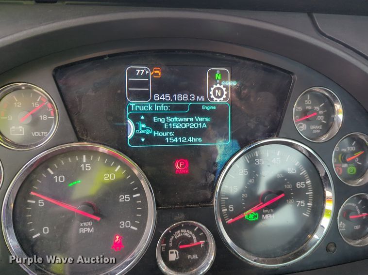 image for item NG9822 2020 Kenworth  T680 semi truck