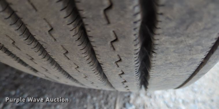 image for item NG9822 2020 Kenworth  T680 semi truck