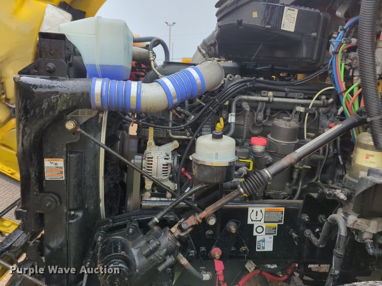 image for item NG9825 2021 Kenworth  T680 semi truck