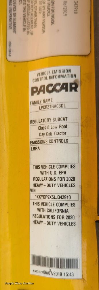 image for item NG9826 2020 Kenworth  T680 semi truck