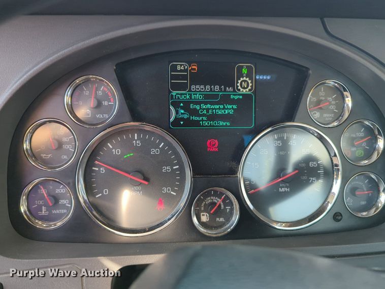 image for item NG9829 2020 Kenworth  T680 semi truck