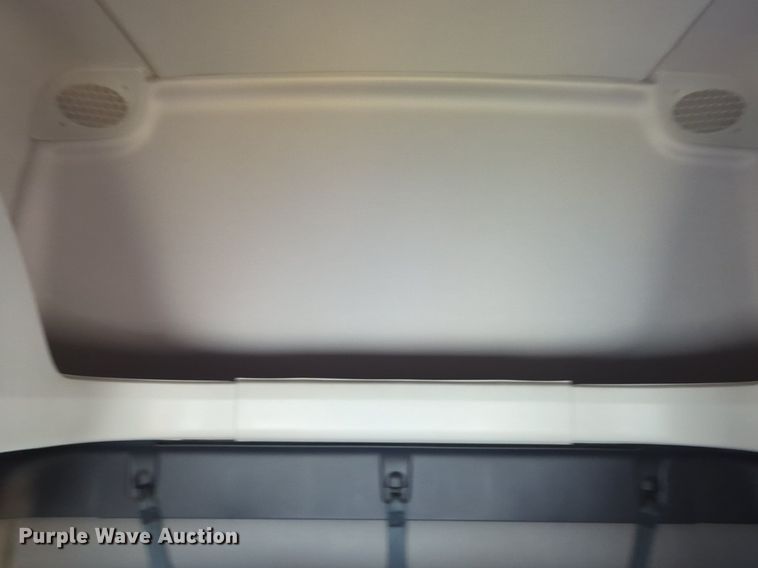 image for item NG9839 2021 Freightliner  Cascadia 126 semi truck