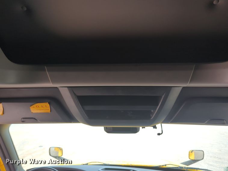 image for item NG9839 2021 Freightliner  Cascadia 126 semi truck