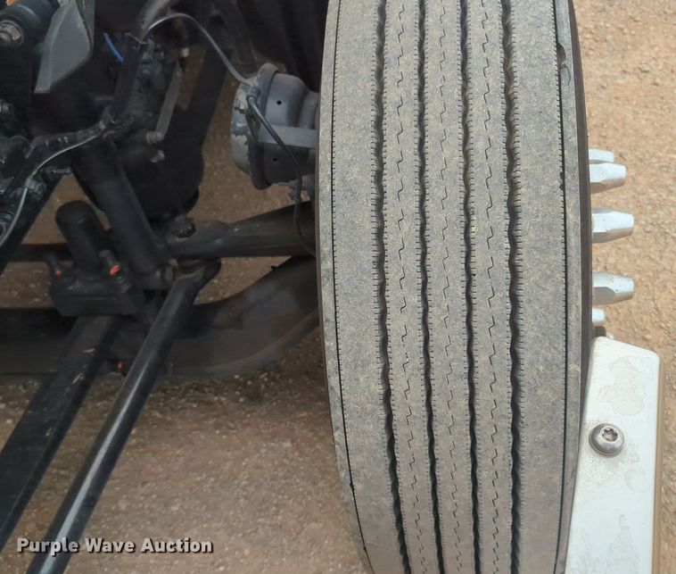 image for item NG9839 2021 Freightliner  Cascadia 126 semi truck