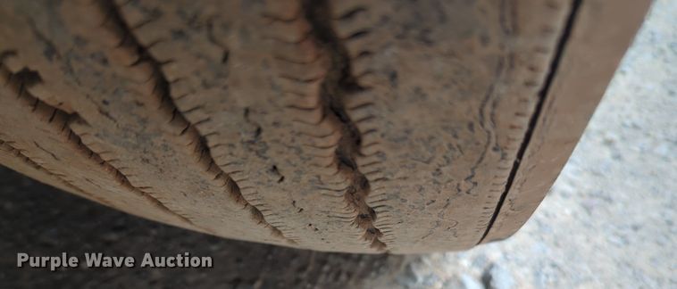 image for item NG9847 2020 Freightliner  Cascadia 126 semi truck