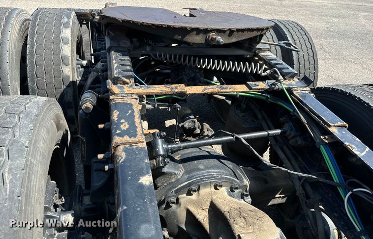 image for item NH9197 2018 Freightliner  Cascadia semi truck