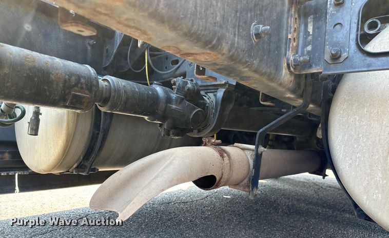 image for item NH9197 2018 Freightliner  Cascadia semi truck