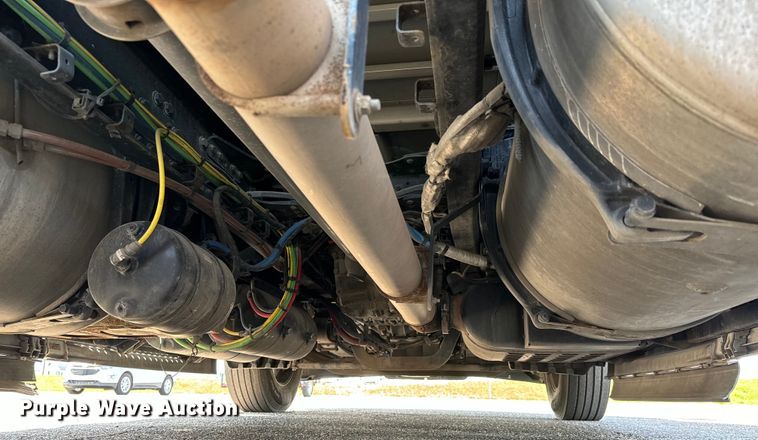 image for item NH9197 2018 Freightliner  Cascadia semi truck