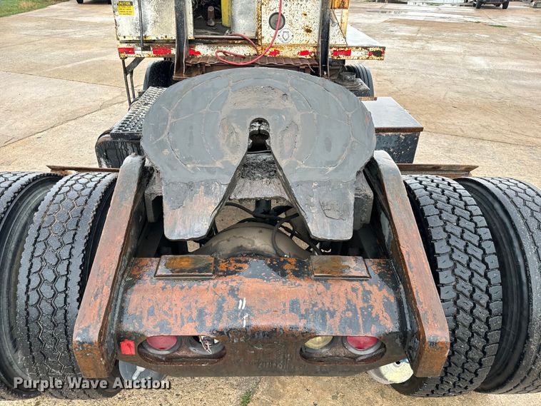 image for item NL9829 Capacity  YT30 yard truck