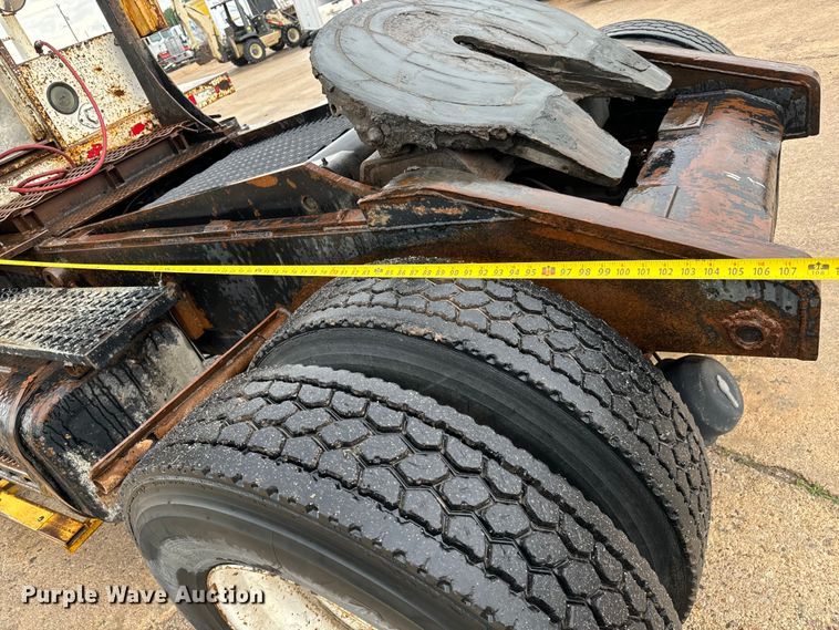 image for item NL9829 Capacity  YT30 yard truck