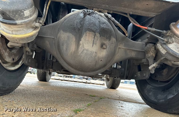 image for item NL9829 Capacity  YT30 yard truck