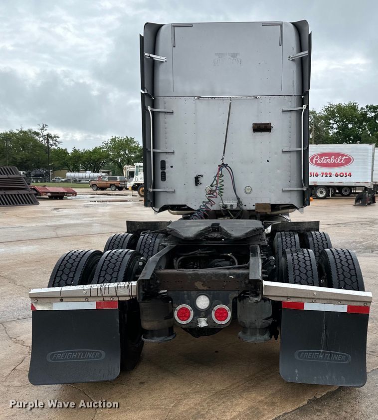 image for item NL9830 2014 Freightliner Coronado glider kit semi truck