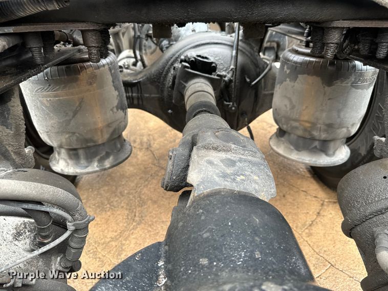 image for item NL9830 2014 Freightliner Coronado glider kit semi truck