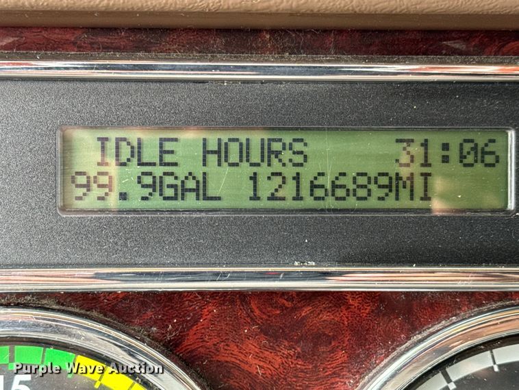 image for item NL9830 2014 Freightliner Coronado glider kit semi truck