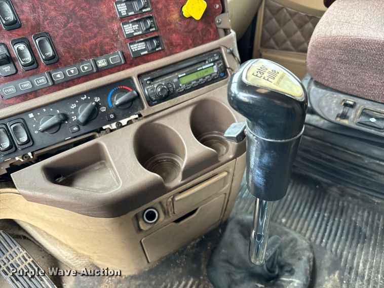 image for item NL9830 2014 Freightliner Coronado glider kit semi truck