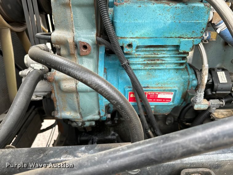 image for item NL9830 2014 Freightliner Coronado glider kit semi truck