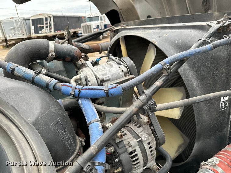 image for item NL9830 2014 Freightliner Coronado glider kit semi truck