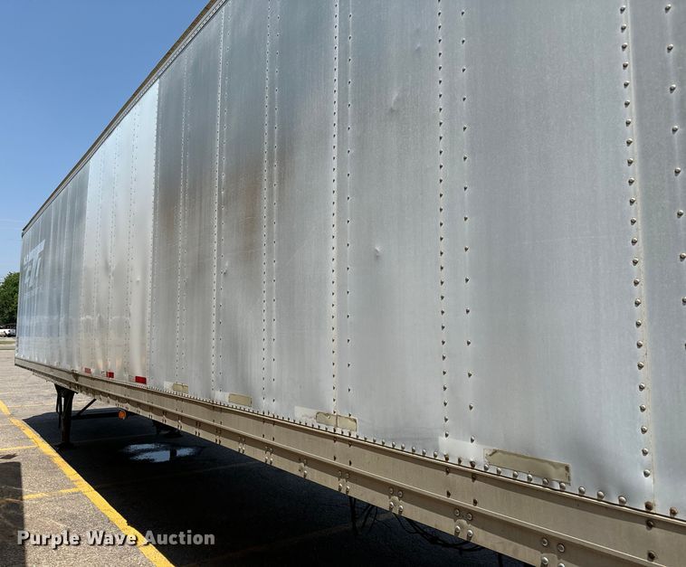 image for item NL9835 1999 Stoughton  AVW-535T-S-C-AR dry van trailer