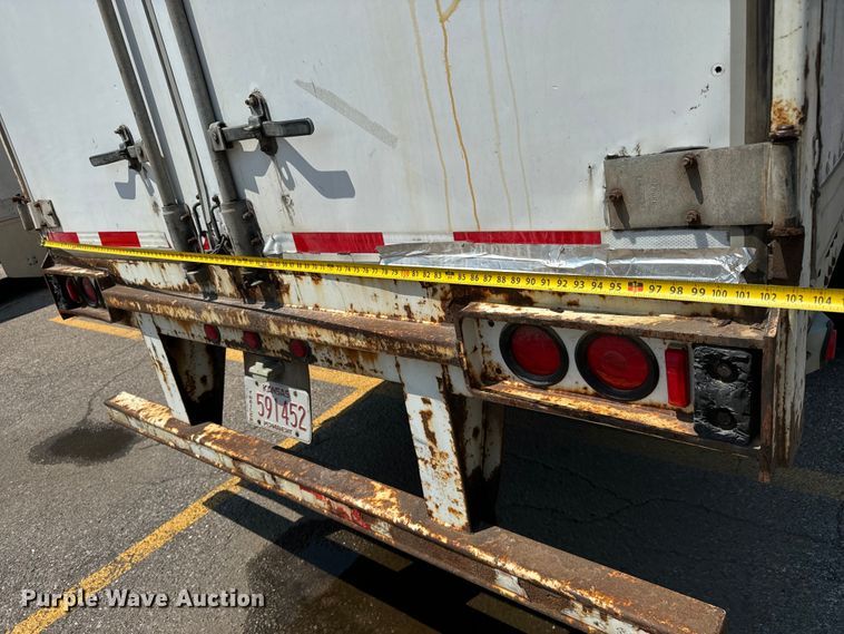 image for item NL9835 1999 Stoughton  AVW-535T-S-C-AR dry van trailer