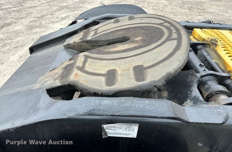 image for item NR9892 2020 Autocar XSpotter  yard truck