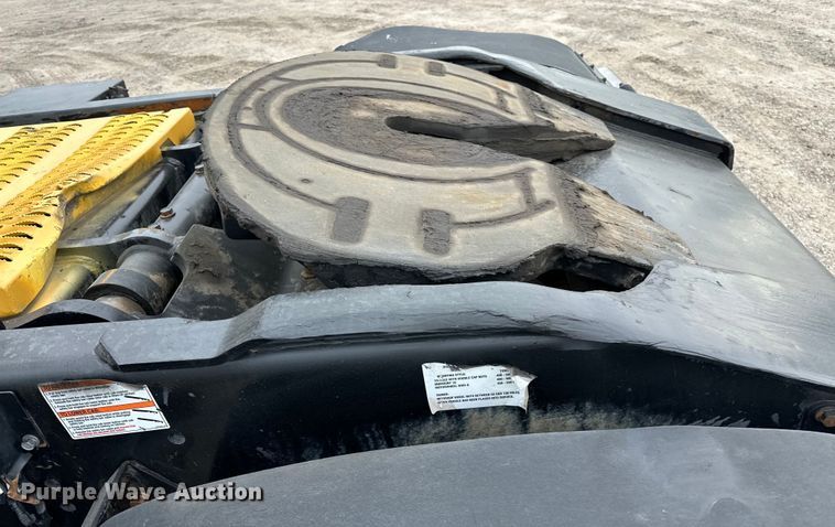 image for item NR9892 2020 Autocar XSpotter  yard truck