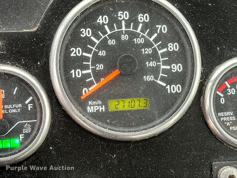 image for item NR9892 2020 Autocar XSpotter  yard truck