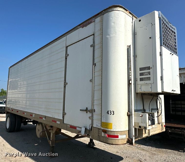 image for item NR9893 1987 Great Dane  V12700B refrigerated van trailer