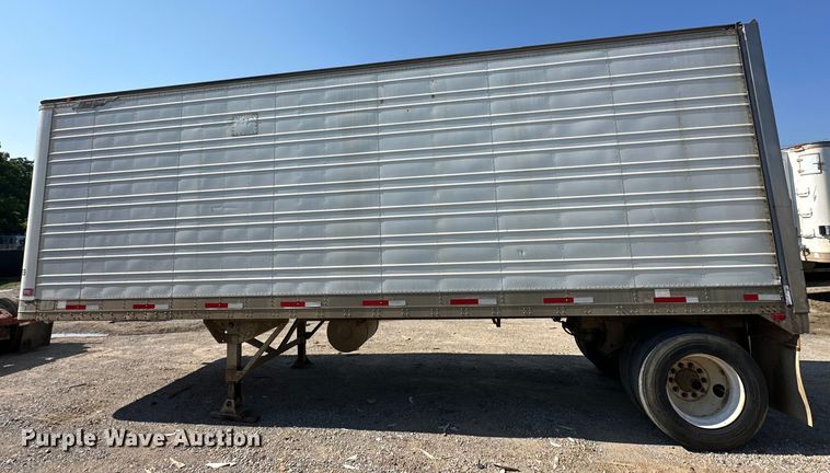image for item NR9893 1987 Great Dane  V12700B refrigerated van trailer