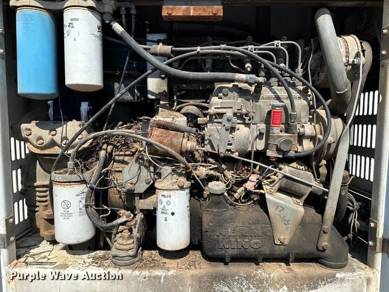 image for item NR9893 1987 Great Dane  V12700B refrigerated van trailer