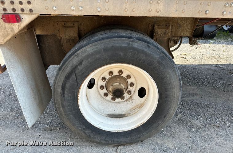 image for item NR9893 1987 Great Dane  V12700B refrigerated van trailer