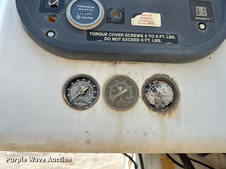 image for item NR9894 1993 Utility VS2RX refrigerated van trailer