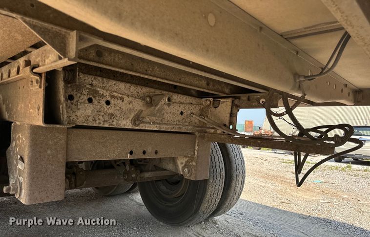 image for item NR9894 1993 Utility VS2RX refrigerated van trailer