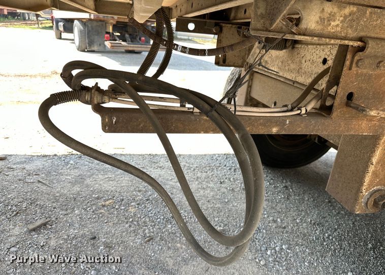 image for item NR9894 1993 Utility VS2RX refrigerated van trailer