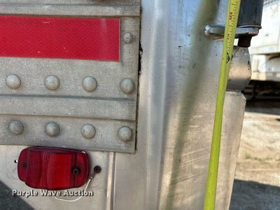 image for item NR9894 1993 Utility VS2RX refrigerated van trailer