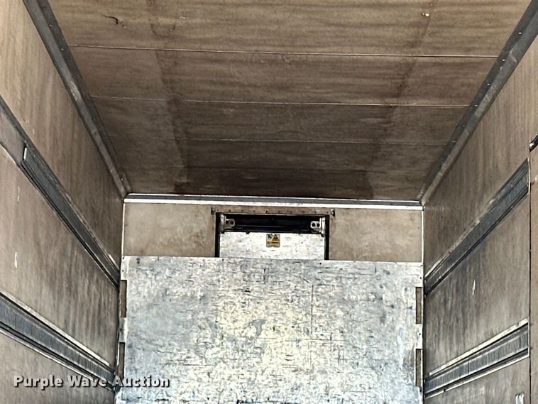 image for item NR9894 1993 Utility VS2RX refrigerated van trailer