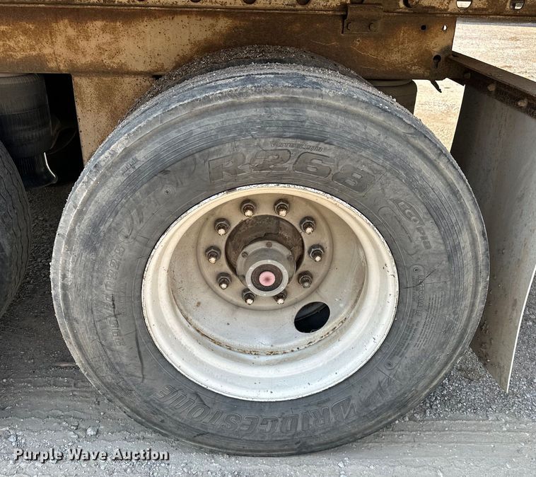 image for item NR9894 1993 Utility VS2RX refrigerated van trailer