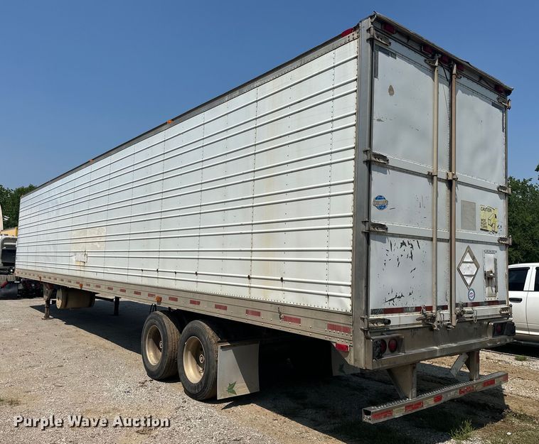 image for item NR9901 1995 Utility  VS2R refrigerated van trailer