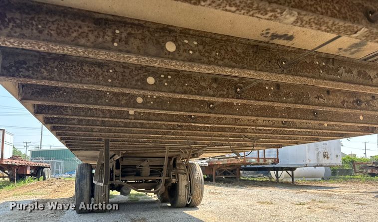 image for item NR9901 1995 Utility  VS2R refrigerated van trailer