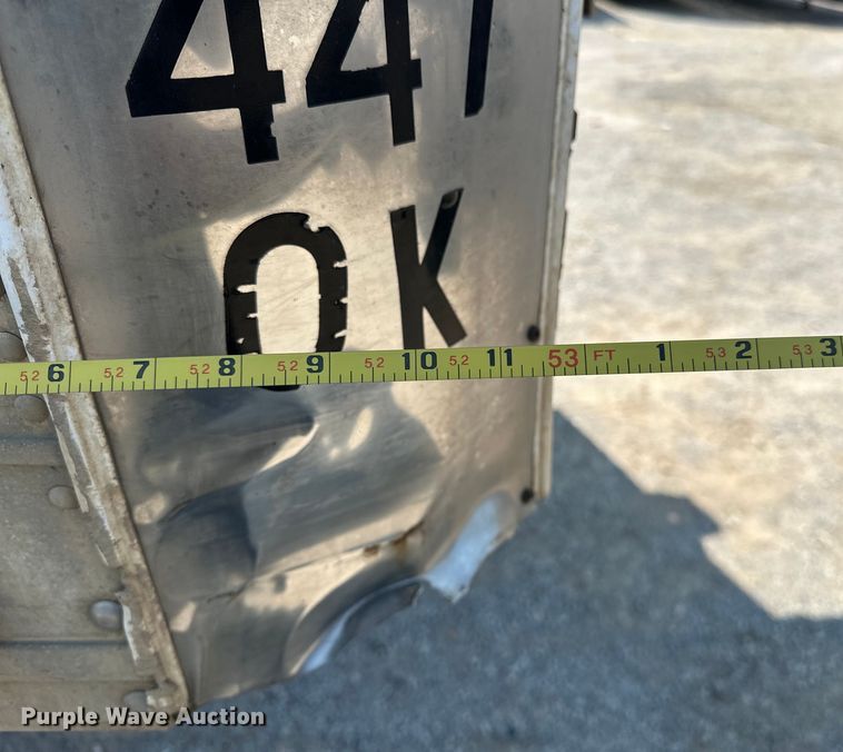 image for item NR9901 1995 Utility  VS2R refrigerated van trailer