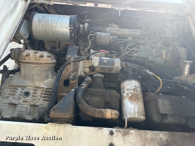 image for item NR9901 1995 Utility  VS2R refrigerated van trailer