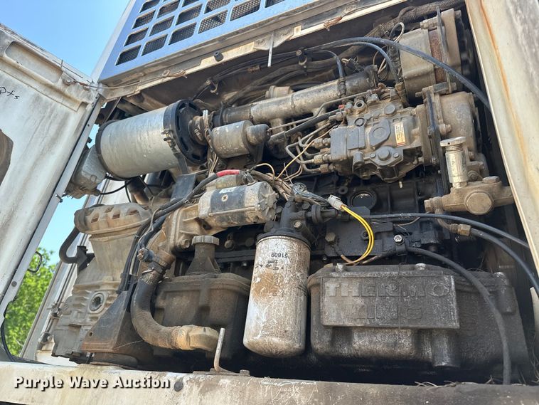 image for item NR9901 1995 Utility  VS2R refrigerated van trailer